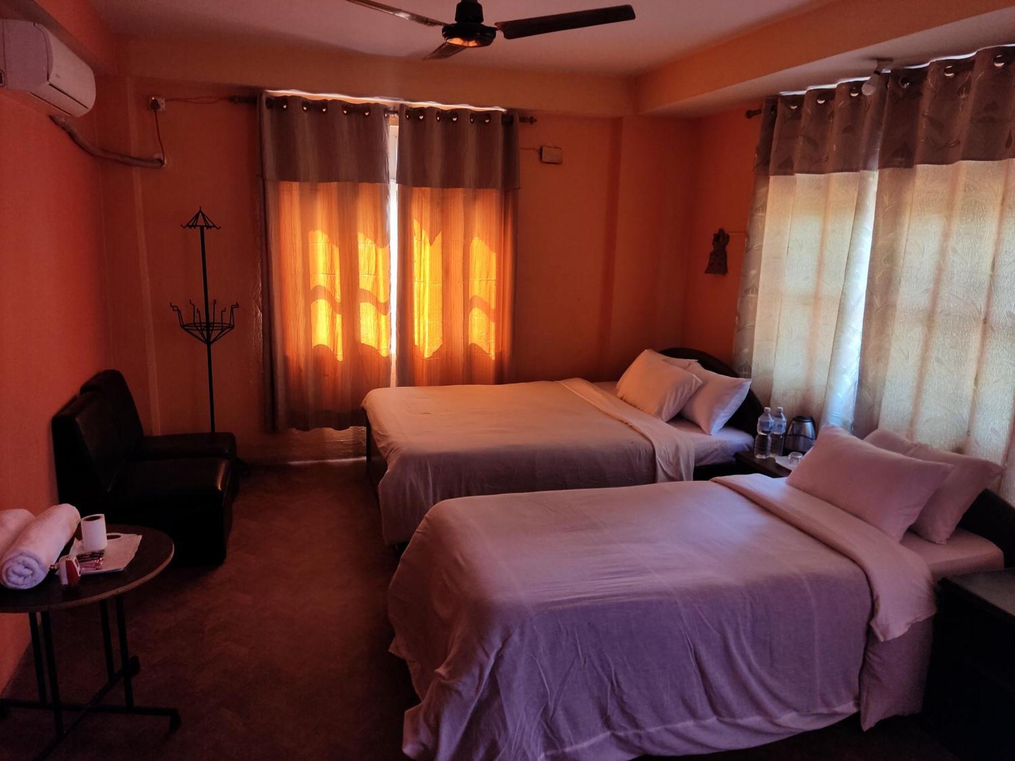 Gorkhā Hotel Vision מראה חיצוני תמונה